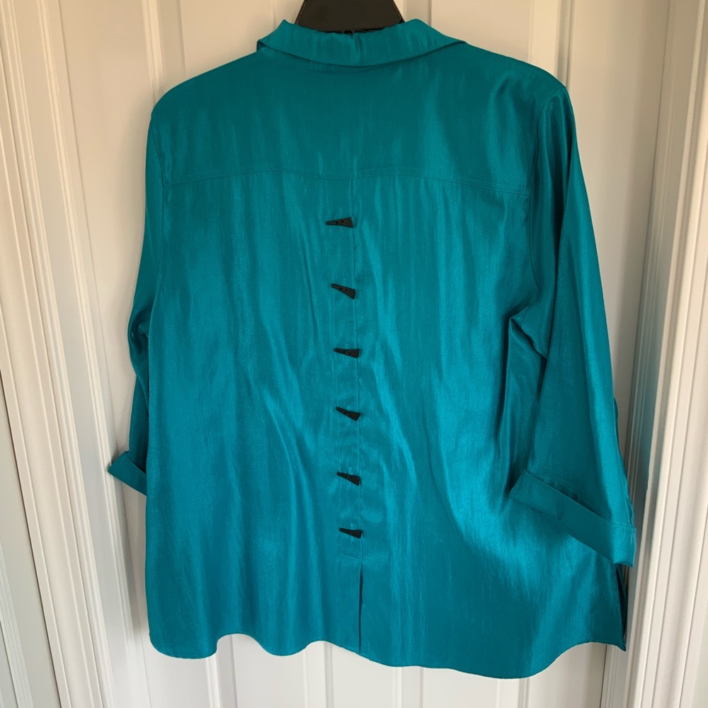 Multiples Teal Button-Back Shimmer Shirt